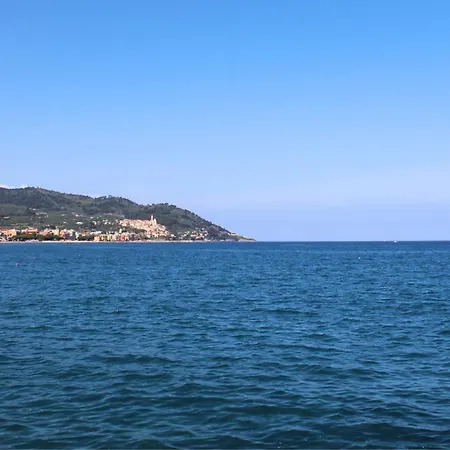 Hotell & Sasso 3*