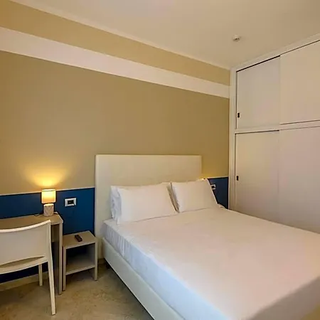 Hotel & Sasso