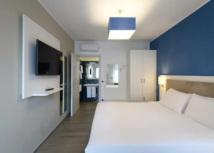 Hotel & Sasso